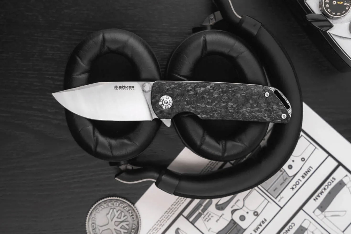 Couteau pliant Böker Sherman EDC 110665 manche en carbone noir 10,3cm