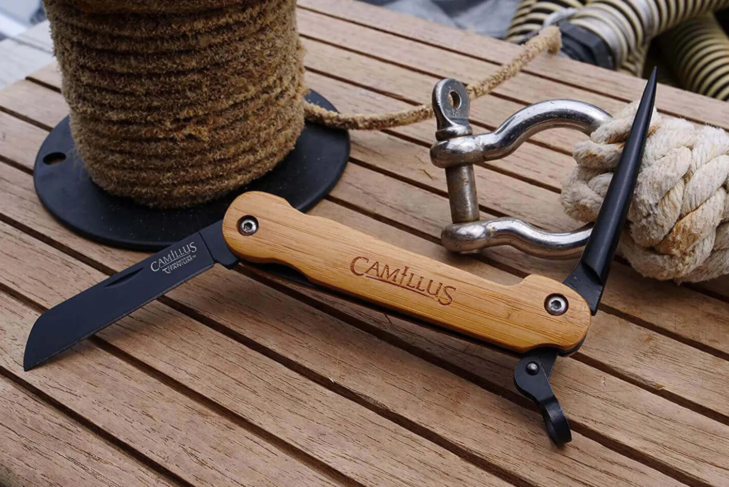 Couteau pliant Camillus Marlin Spike manche en bambou 11,8cm