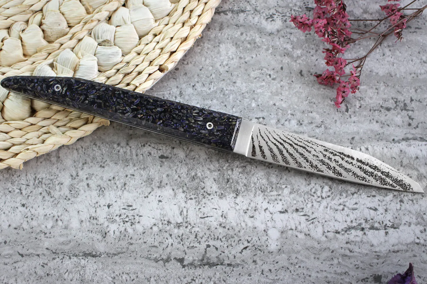 Couteau pliant Charles Canon Lavandiolle manche en lavande de Provence fabriqué en France + coffret en bois