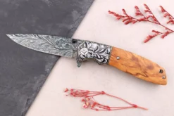 Couteau pliant 9,5cm Kutoyama effet plume manche olivier