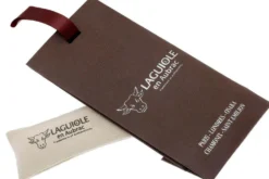 Couteau pliant Laguiole en Aubrac en olivier manche 12cm