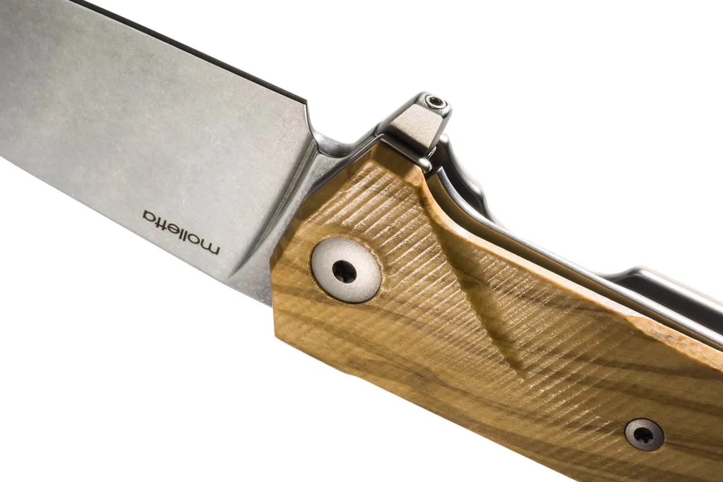 Couteau pliant LionSteel KUR manche G10 ou olivier 12cm