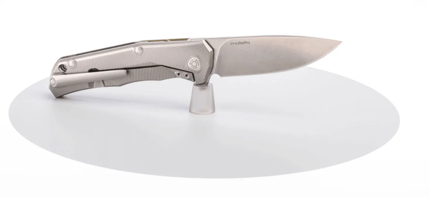 Couteau pliant LionSteel Tre manche G10 / titanium 10cm