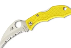 Couteau pliant Spyderco Ladybug 3 LYLS3HB Hawkbill manche en nylon/fibre de verre jaune 6,2cm