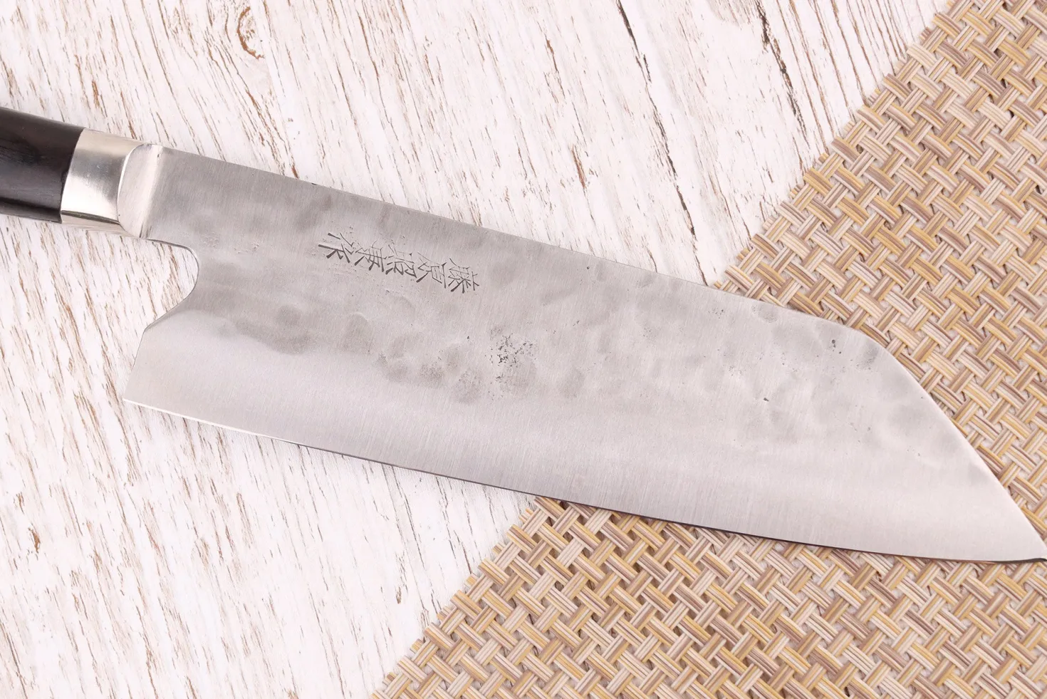 Couteau santoku 18cm artisanal japonais Fujiwara Maboroshi