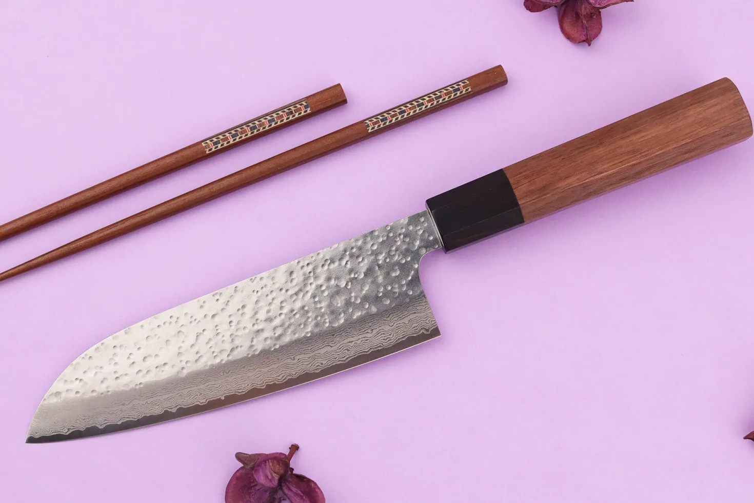 Couteau santoku 16,5cm japonais artisanal Makoto Kurosaki VG7 Damas martelé