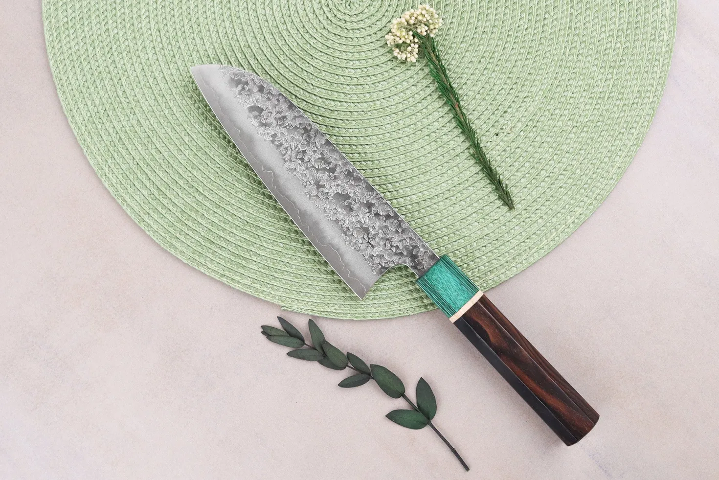 Couteau santoku 16,5cm japonais artisanal Makoto Kurosaki Samidorizuki SGStrix