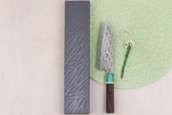 Couteau santoku 16,5cm japonais artisanal Makoto Kurosaki Samidorizuki SGStrix