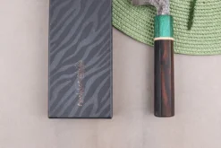 Couteau santoku 16,5cm japonais artisanal Makoto Kurosaki Samidorizuki SGStrix