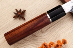 Couteau santoku 19,5cm japonais artisanal Sukenari SG2 damas