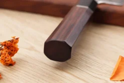 Couteau santoku 19,5cm japonais artisanal Sukenari SG2 damas