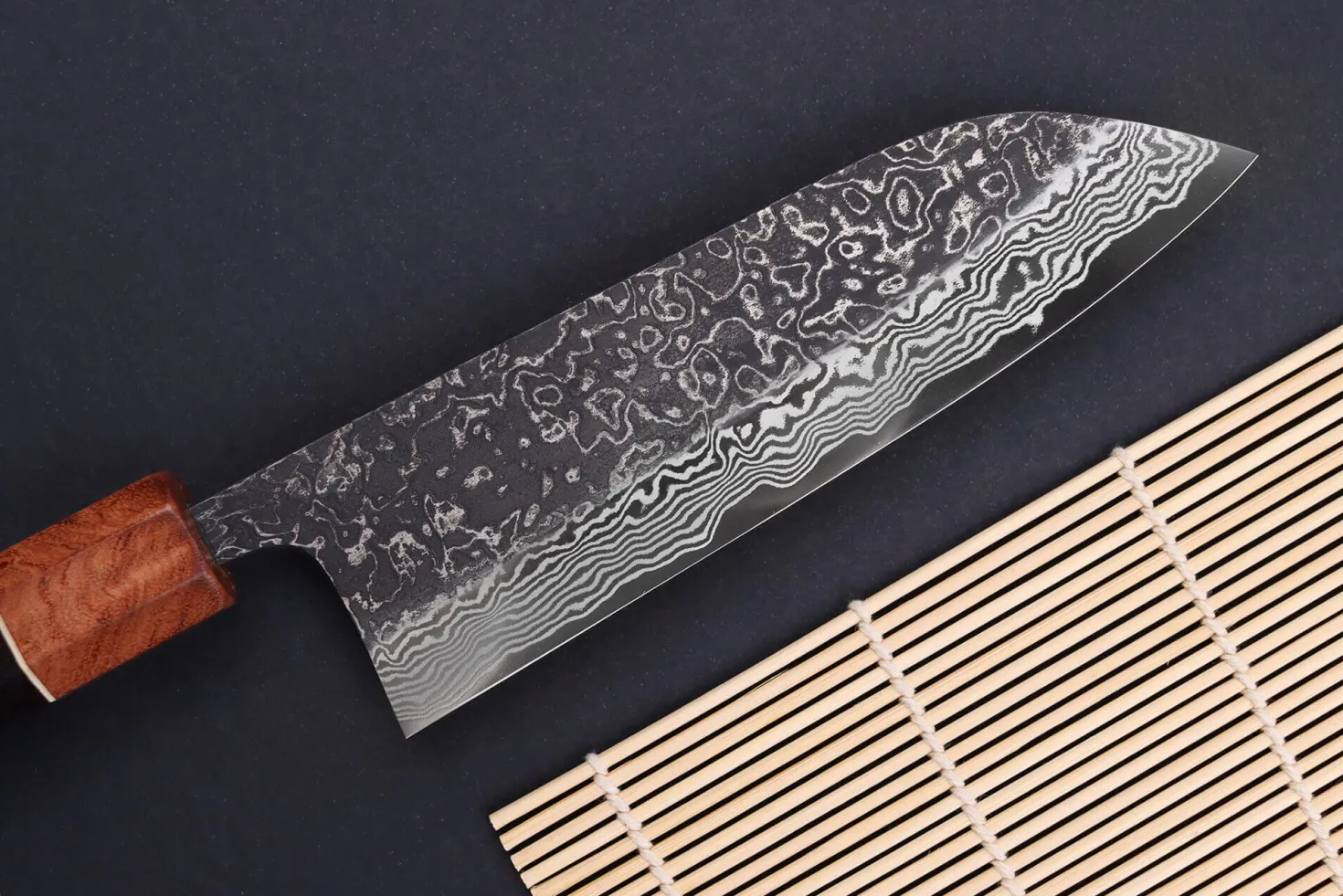 Couteau santoku 16,5cm japonais artisanal Masashi Yamamoto SLD Kuro damas