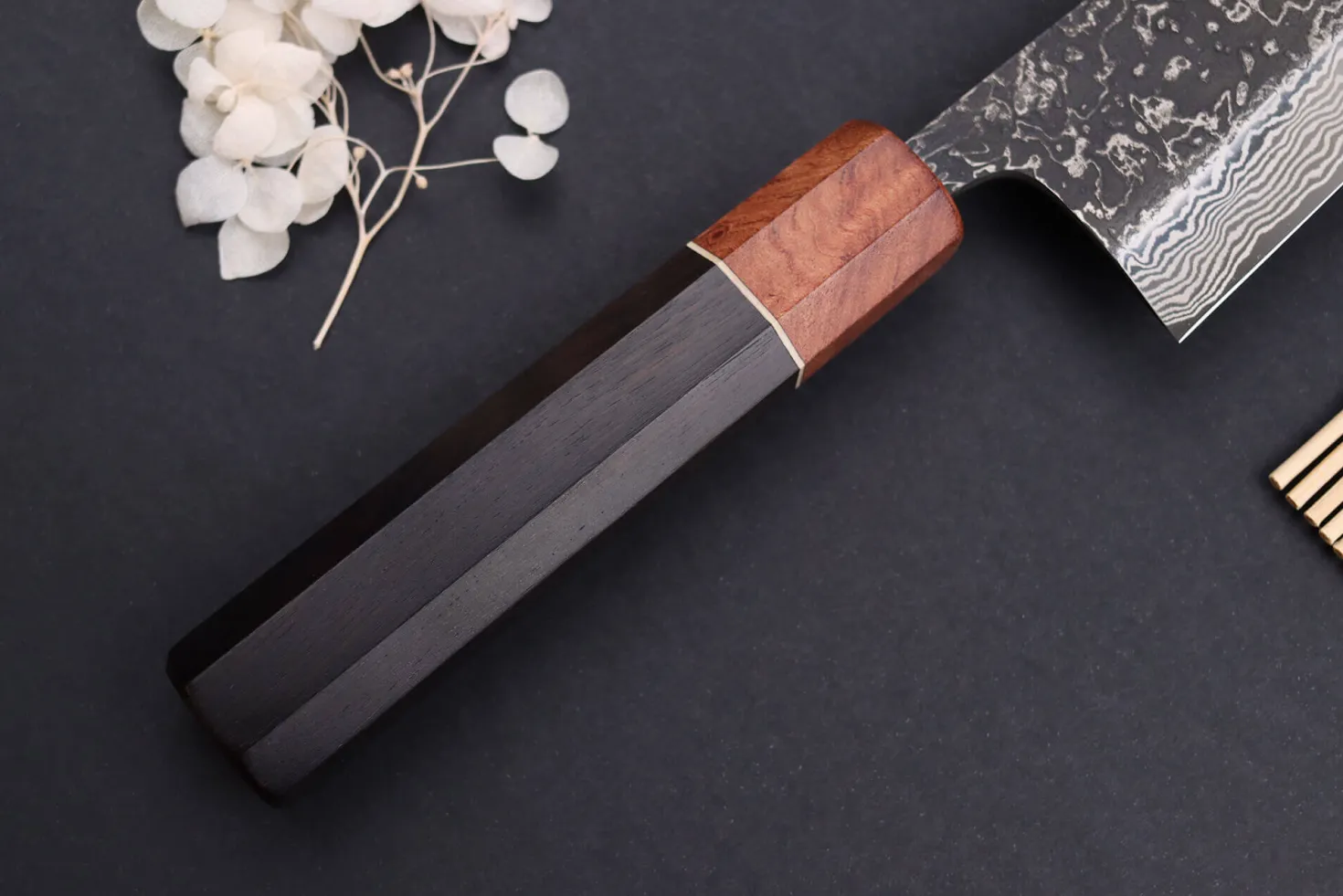 Couteau santoku 16,5cm japonais artisanal Masashi Yamamoto SLD Kuro damas