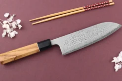 Couteau santoku 16,5cm japonais artisanal Yuzo Damas VG10