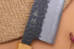 Couteau santoku 16,5cm japonais artisanal Yuzo Black AS chêne brûlé