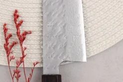 Couteau santoku 17cm japonais artisanal Nigara Hamono Tsuchime VG10 damas