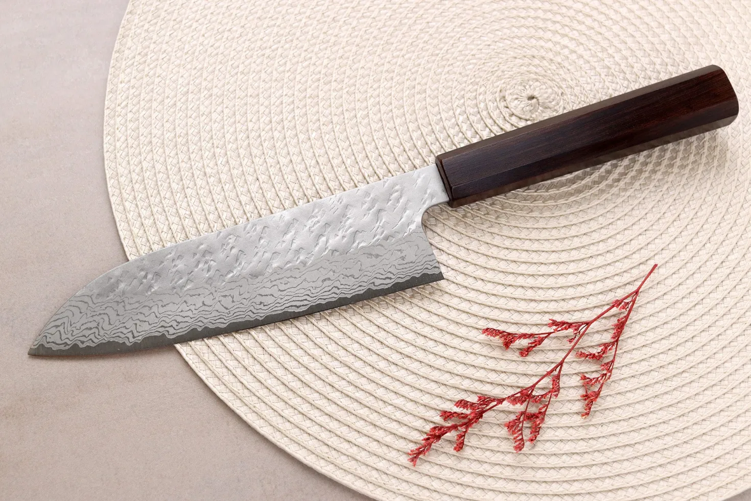 Couteau santoku 17cm japonais artisanal Nigara Hamono Tsuchime VG10 damas