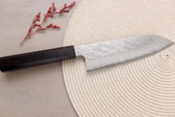 Couteau santoku 17cm japonais artisanal Nigara Hamono Tsuchime VG10 damas