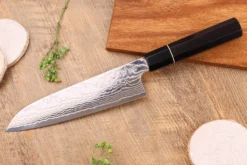 Couteau santoku 19,5cm japonais artisanal Sukenari ZDP-189 damas manche en ébène