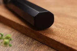 Couteau santoku 19,5cm japonais artisanal Sukenari ZDP-189 damas manche en ébène