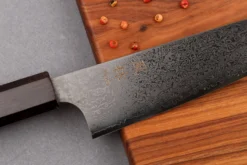 Couteau santoku 17cm japonais artisanal Yuzo Kurogane Damas VG10