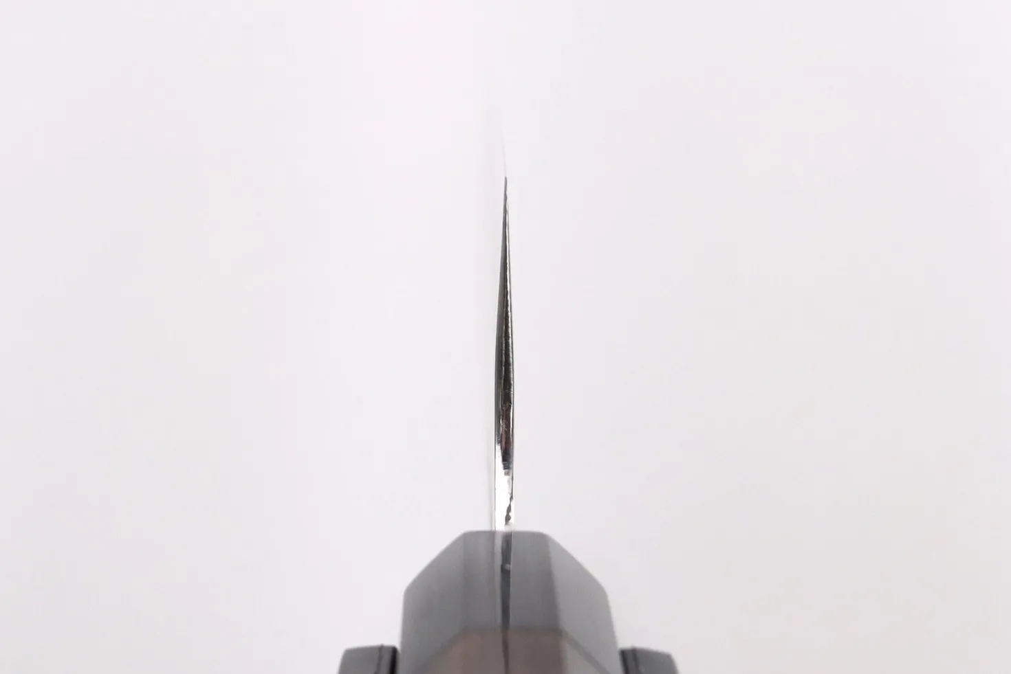 Couteau santoku 16,5cm japonais artisanal Makoto Kurosaki VG7 Damas