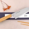 Couteau santoku 16,5cm japonais artisanal Sakai Kikumori TS10 en chêne