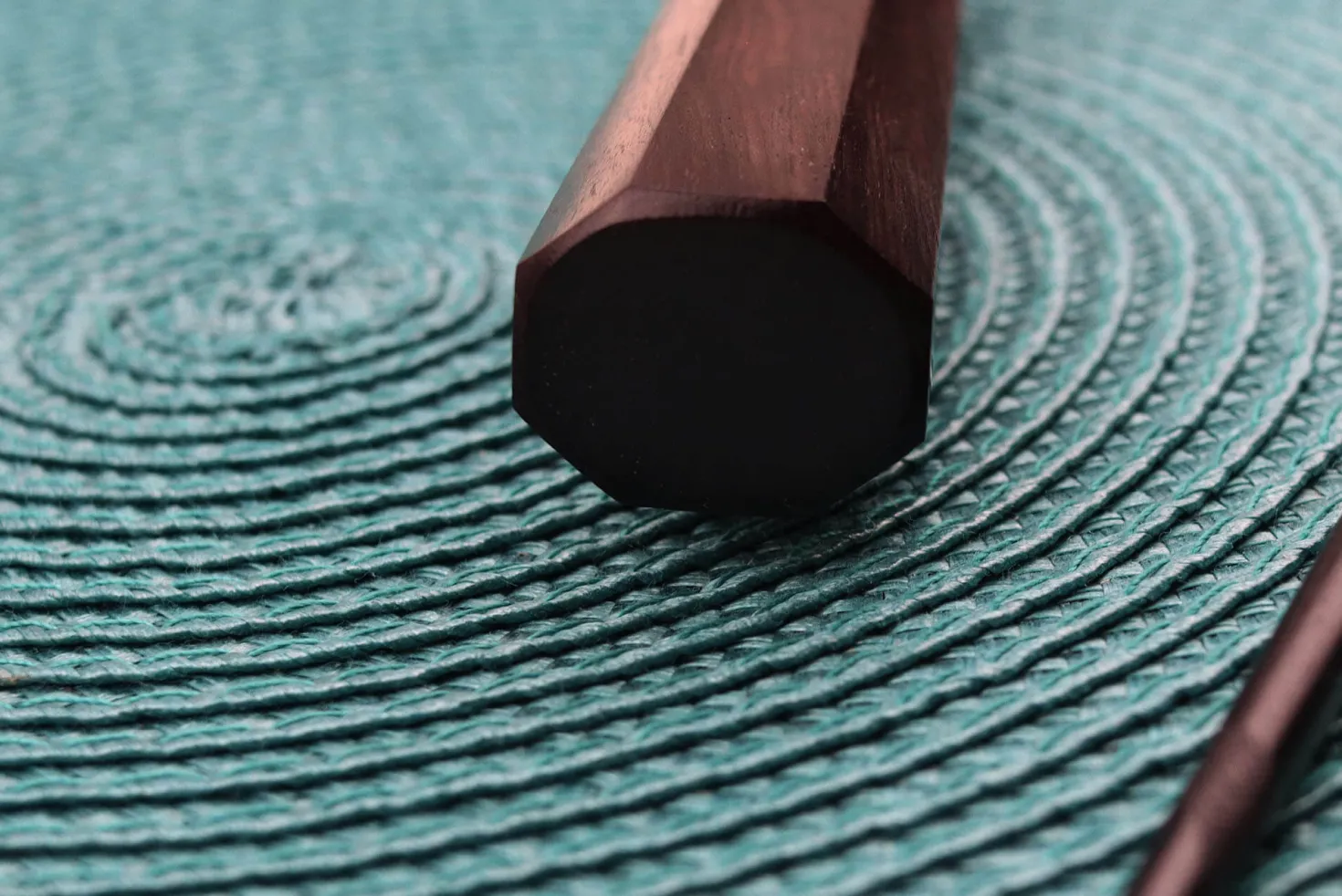 Couteau santoku japonais artisanal Yu Kurosaki Fujin 16,5cm SG2 turquoise
