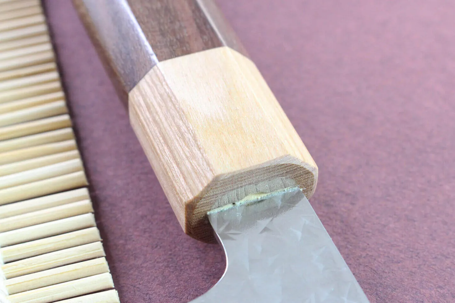 Couteau santoku japonais artisanal martelé Yu Kurosaki senko 16.5cm acier SG2