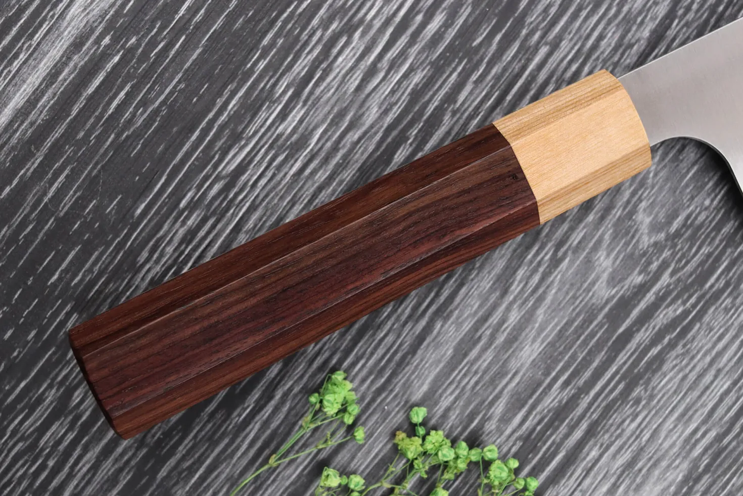 Couteau santoku japonais artisanal Kei Kobayashi SG2 Octogone 17cm