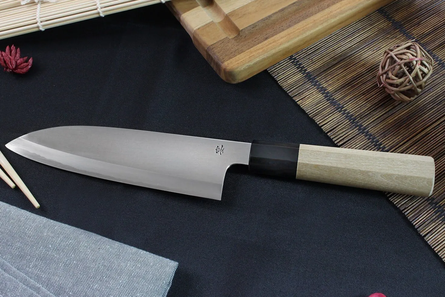 Couteau santoku japonais artisanal Kagekiyo Utage White Steel 2 18cm