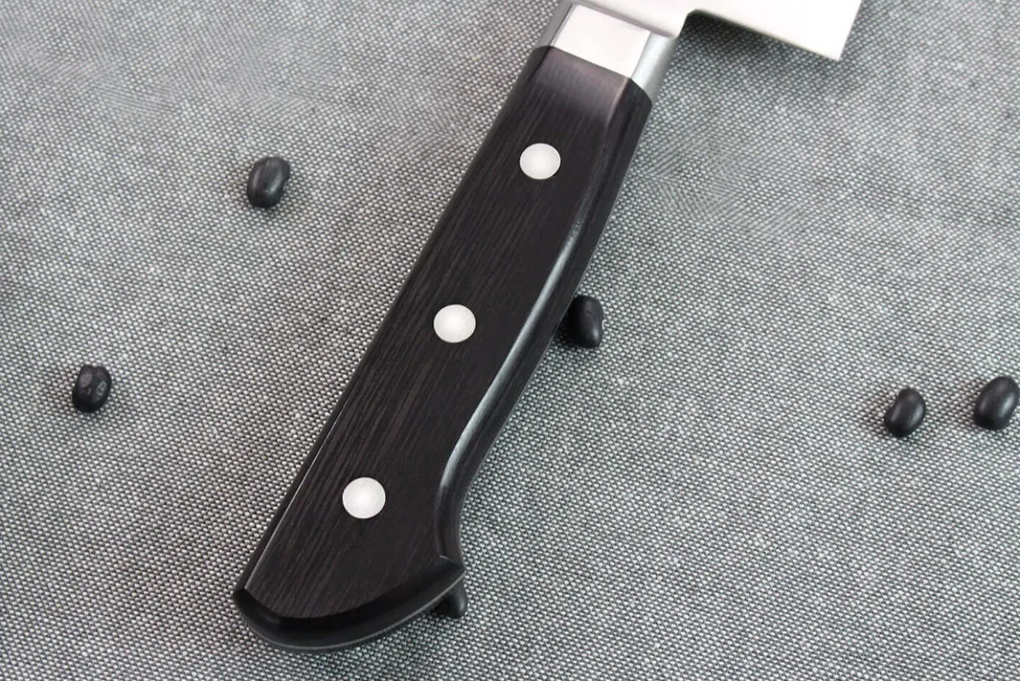 Couteau santoku japonais artisanal Kagekiyo Hammered 18cm