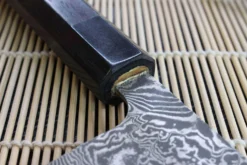 Couteau santoku japonais artisanal Takeshi Saji R2 Nickel Damas 18cm