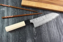 Couteau santoku japonais artisanal Masakage Shimo 17cm Shirogami