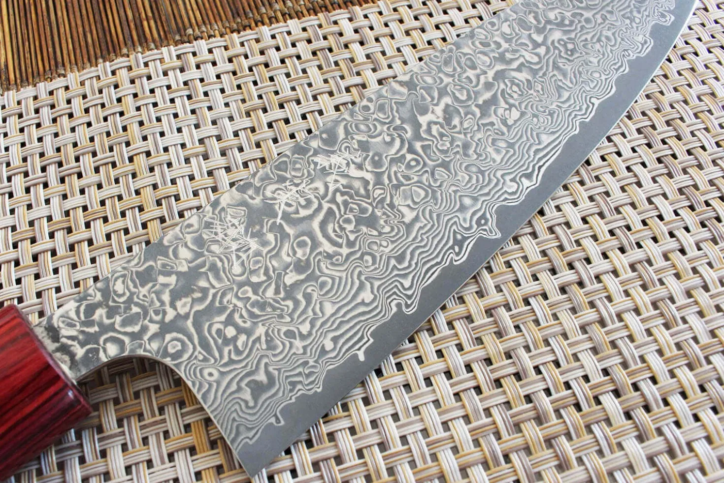 Couteau santoku japonais artisanal Yoshimi Kato 17cm VG10 Nickel Damascus cerisier