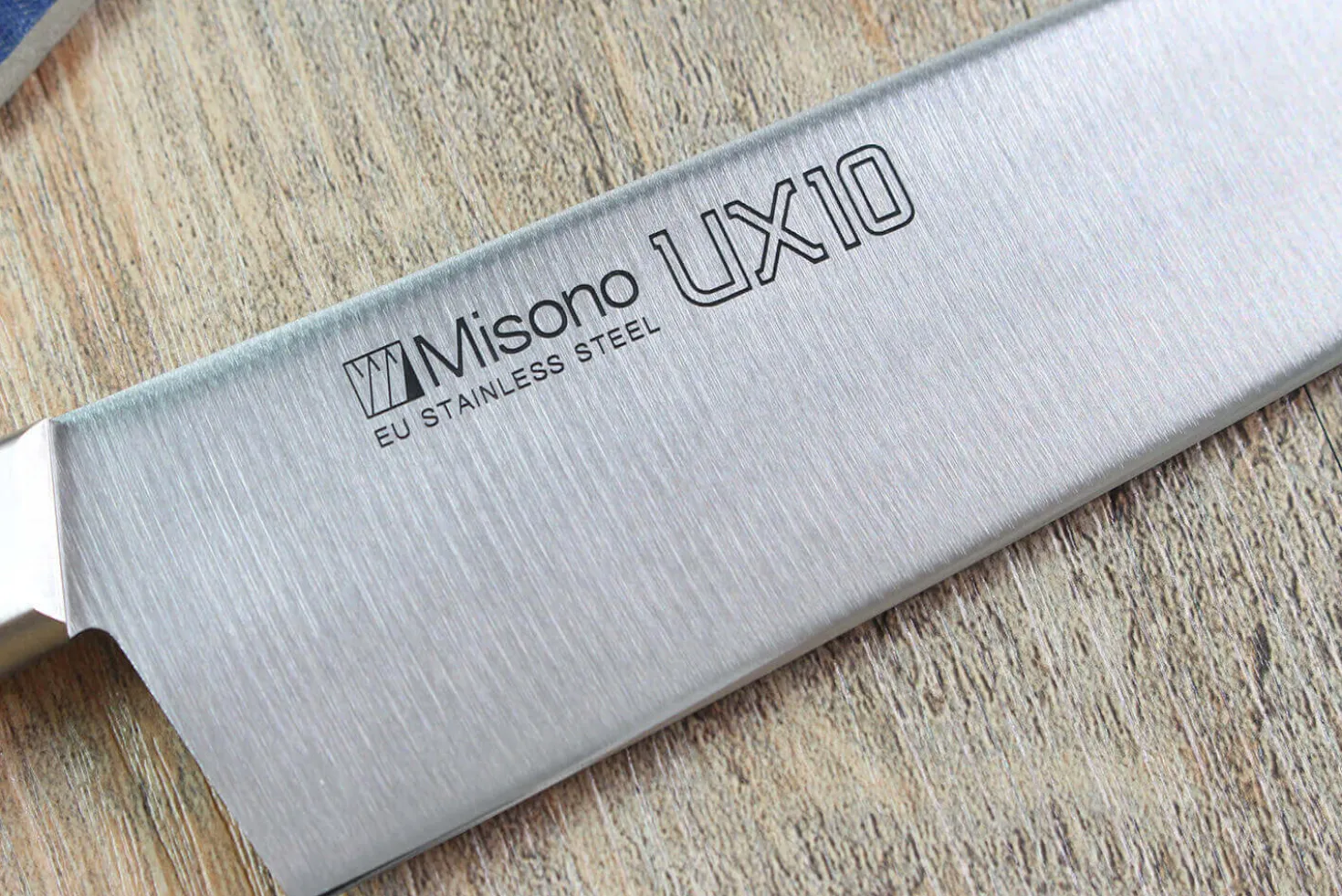 Couteau santoku japonais Misono UX10 18cm