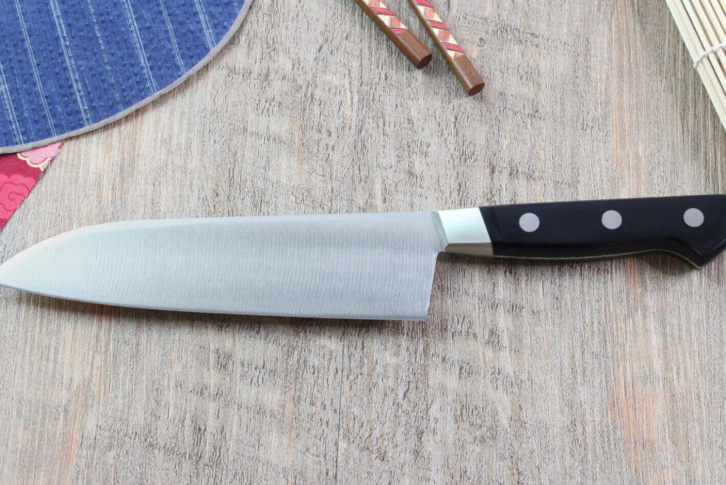 Couteau santoku japonais Misono UX10 18cm