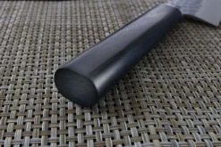 Couteau santoku japonais Shizu Hamono Yamato martelé 18cm manche sombre
