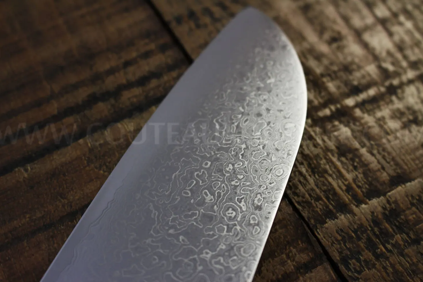 Couteau santoku japonais Tamahagane Bamboo Kyoto lame 17.5cm acier Damas VG5