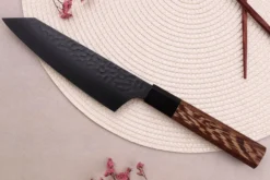 Couteau santoku kiritsuke 16cm japonais Sakai Takayuki Kurokage VG10 manche en wengé