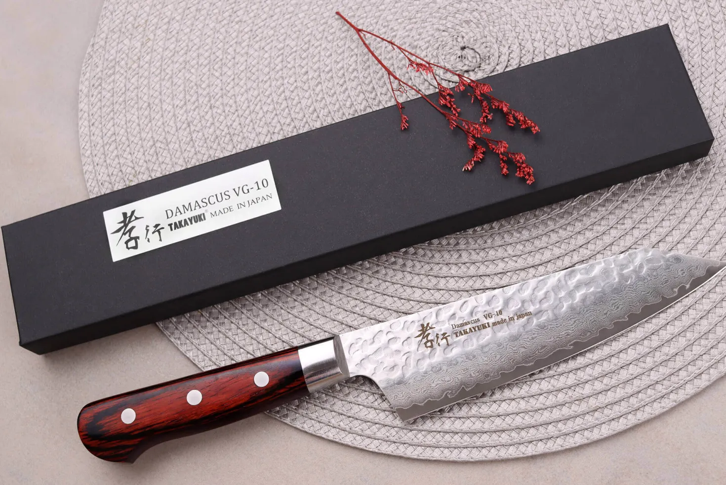 Couteau santoku kiritsuke japonais 16cm Sakai Takayuki Damascus Western 33 couches