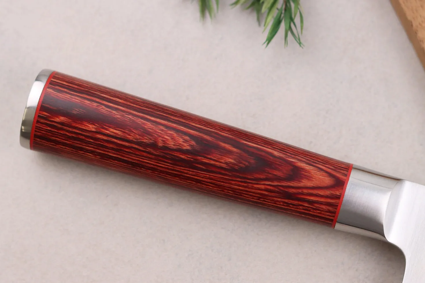 Couteau santoku Wusaki Pakka X50 alvéolé 17cm manche pakkawood