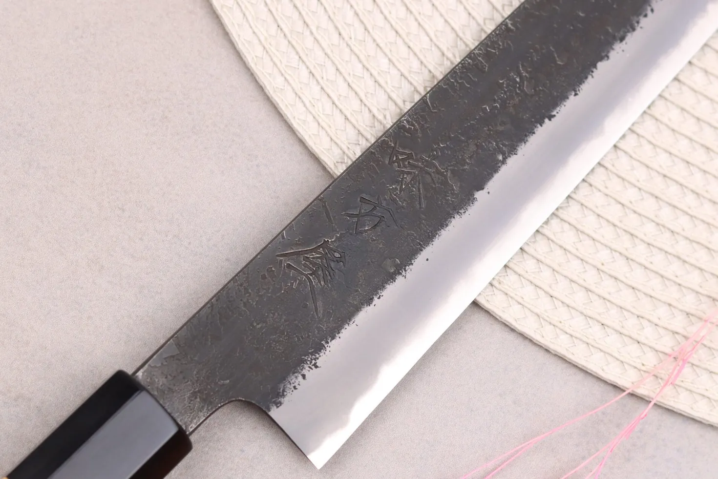 Couteau sujihiki 27cm japonais artisanal Hinoura Mutsumi Ajikataya Black Nashiji