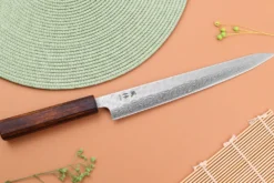 Couteau sujihiki 24cm japonais artisanal Yuzo Enju Damas 440C