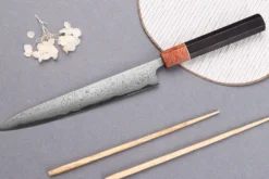 Couteau sujihiki 21cm japonais artisanal Toshihiro Wakui Aogami 2 damas laminé