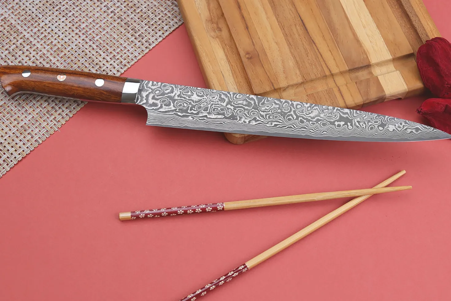 Couteau sujihiki japonais Takeshi Saji R2 Damas Mosaïque 24cm