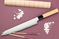 Couteau sujihiki kiritsuke 24cm japonais artisanal Yuzo Damas VG10