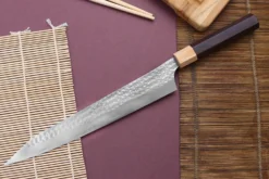 Couteau sujihiki kiritsuke japonais artisanal martelé Yu Kurosaki senko 27cm acier SG2