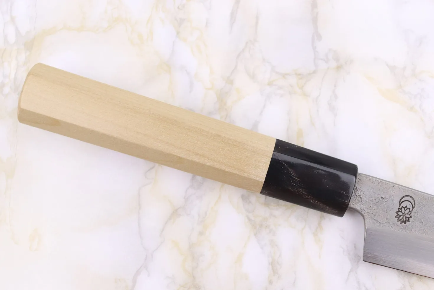 Couteau universel 15cm japonais artisanal Sakai Kikumori Kikuzuki Rin