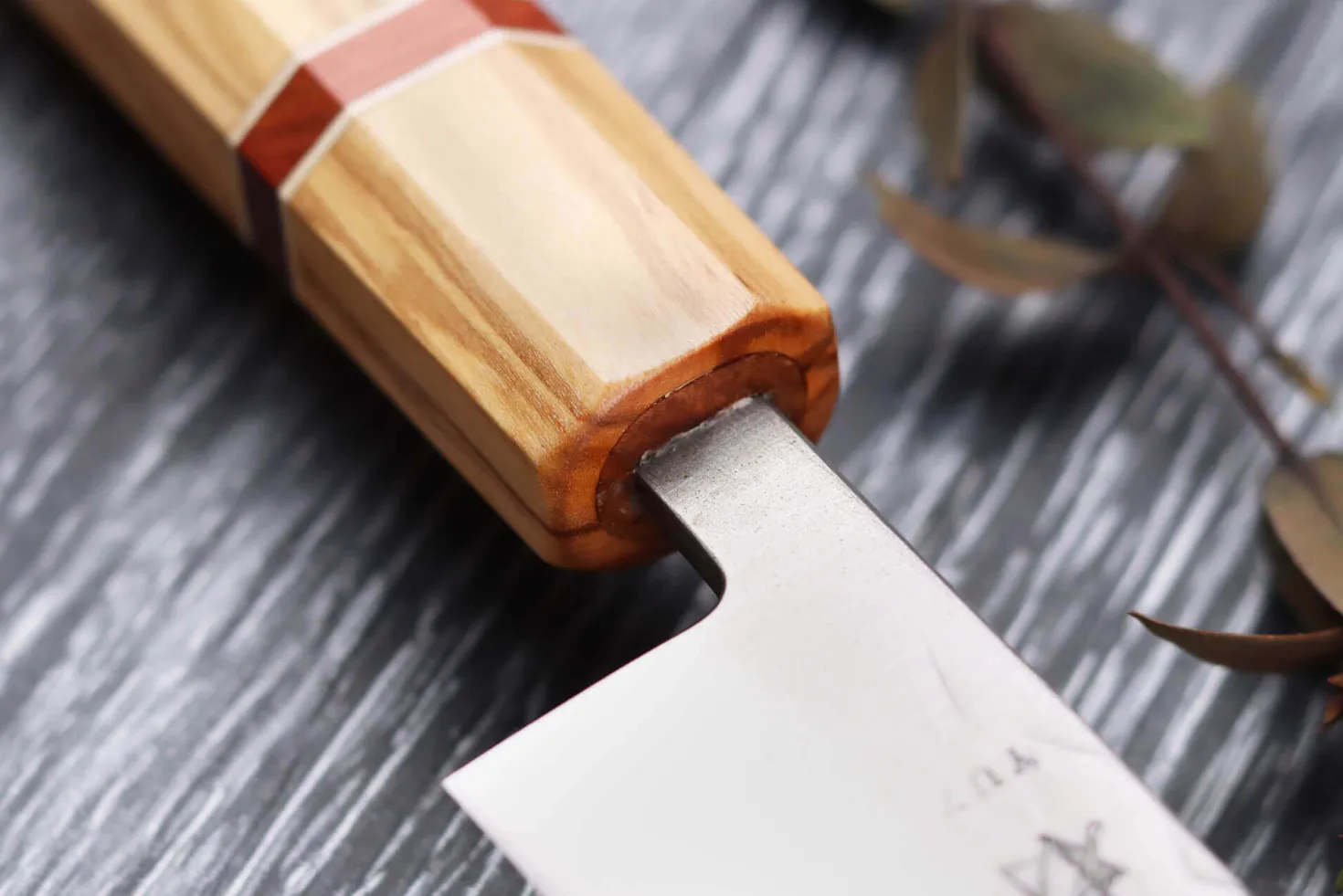 Couteau universel 13,5cm japonais artisanal Yuzo SLD olivier et sequoia